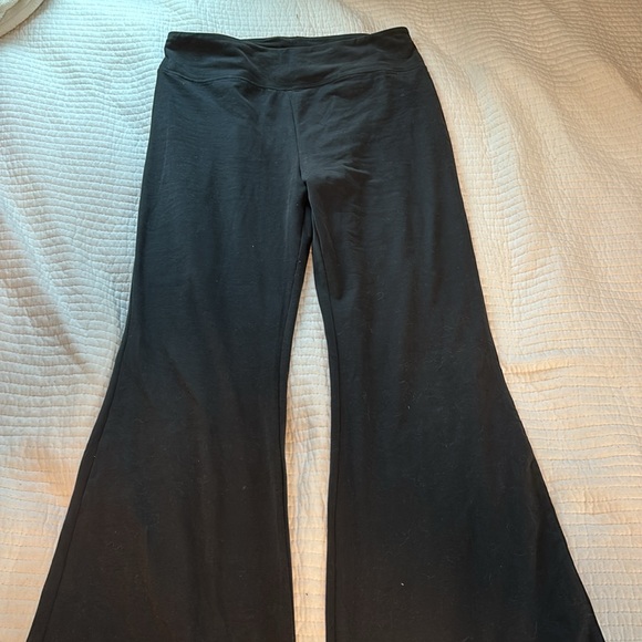 Flattering bootleg BP leggings - Picture 1 of 9